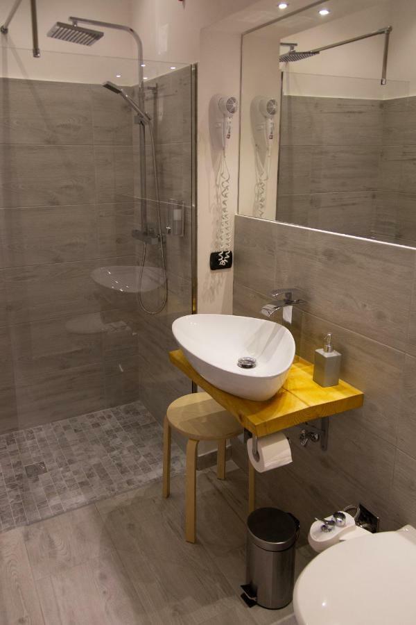 Up&B Rooms Catania Маскалучия Екстериор снимка