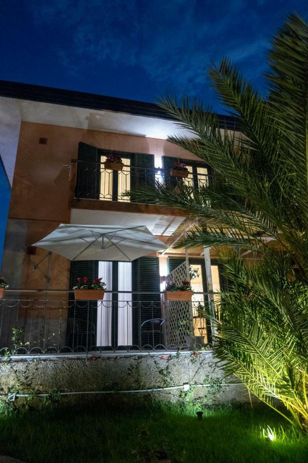 Up&B Rooms Catania Маскалучия Екстериор снимка
